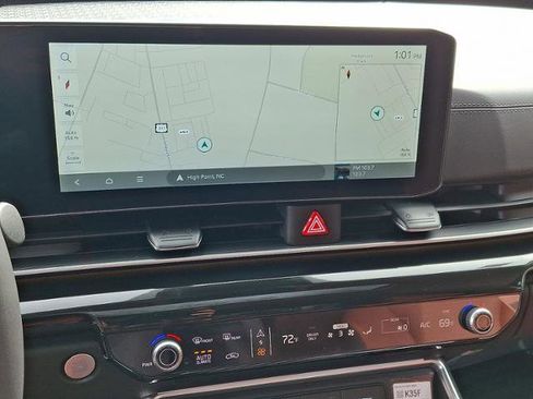 New 2026 Kia Carnival SX Prestige image 8