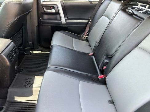 Used 2021 Toyota 4Runner SR5 Premium w/ Moonroof Package AWD/4WD image 19