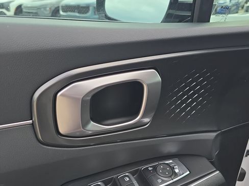 New 2026 Kia Sorento S FWD image 18