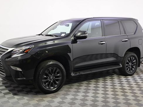 Used 2023 Lexus GX 460 Premium w/ Premium Package AWD/4WD image 3