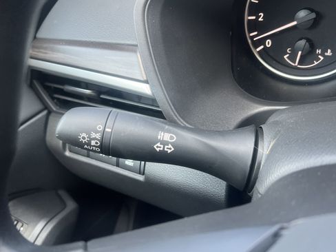 New 2026 Nissan Altima 2.5 SV image 10