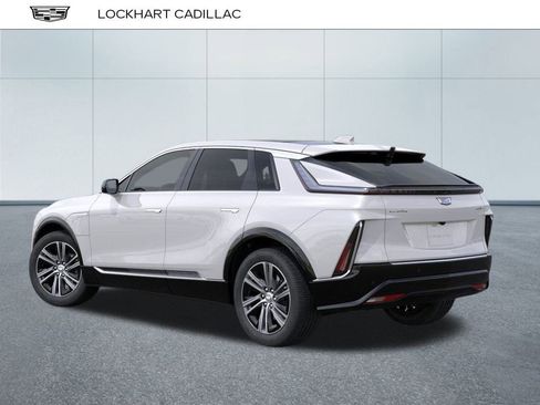 New 2025 Cadillac Lyriq Luxury image 3