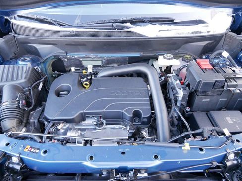 New 2026 Chevrolet Equinox LT w/ Safety and Technology Package image 12