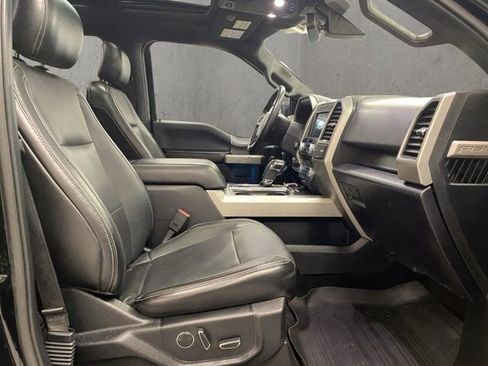 Used 2017 Ford F150 Lariat w/ Equipment Group 502A Luxury AWD/4WD image 21