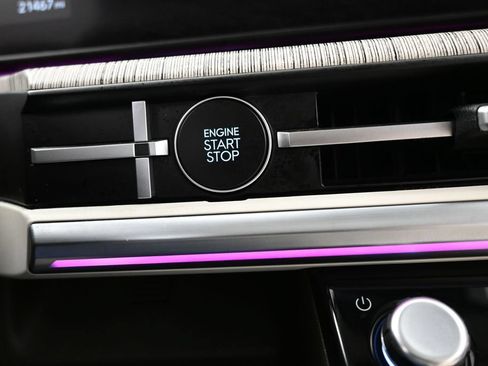 Used 2024 Hyundai Santa Fe Calligraphy FWD image 32