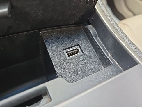 Used 2020 Lincoln MKZ AWD w/ Convenience Package image 61