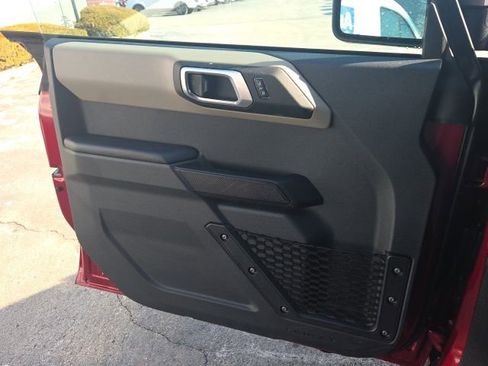 Used 2025 Ford Bronco Big Bend image 19