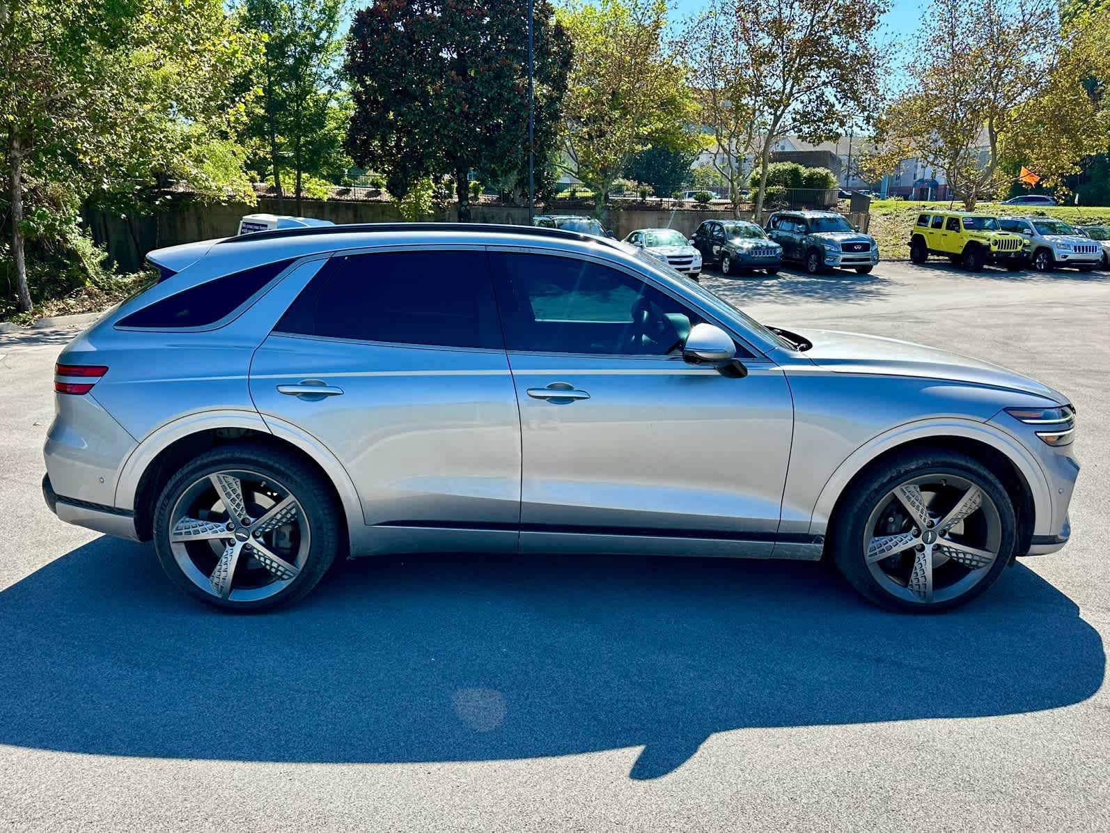 Used 2022 Genesis GV70 3.5T Sport w/ Sport Prestige Package AWD/4WD image 4