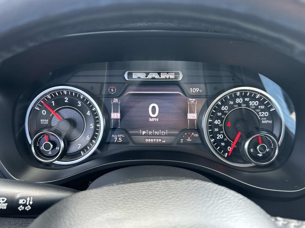 Used 2019 RAM 1500 Laramie AWD/4WD image 48