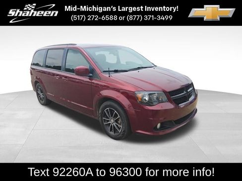 Used 2018 Dodge Grand Caravan SXT w/ Blacktop Package FWD image 1
