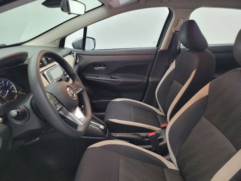 Used 2021 Nissan Versa SV FWD image 17