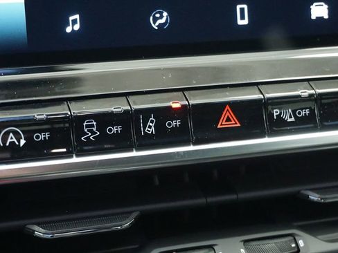 New 2026 Jeep Compass Limited image 44