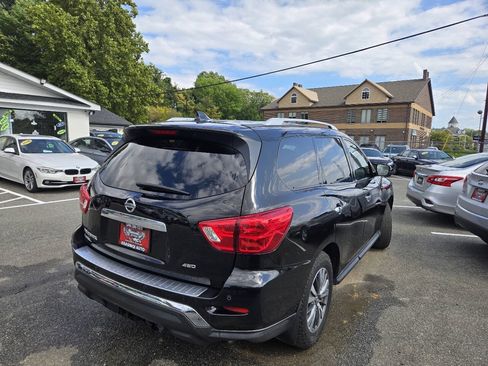 Used 2020 Nissan Pathfinder S AWD/4WD image 7