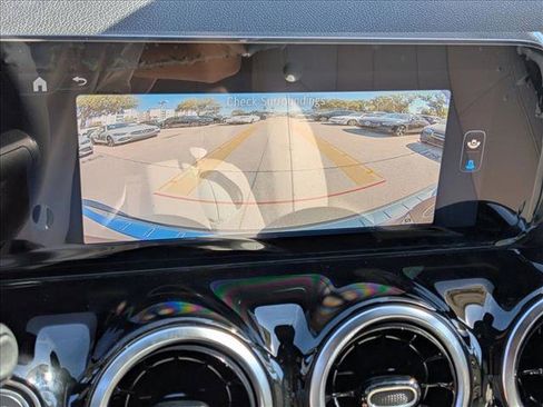 New 2026 Mercedes-Benz GLA 250 image 12