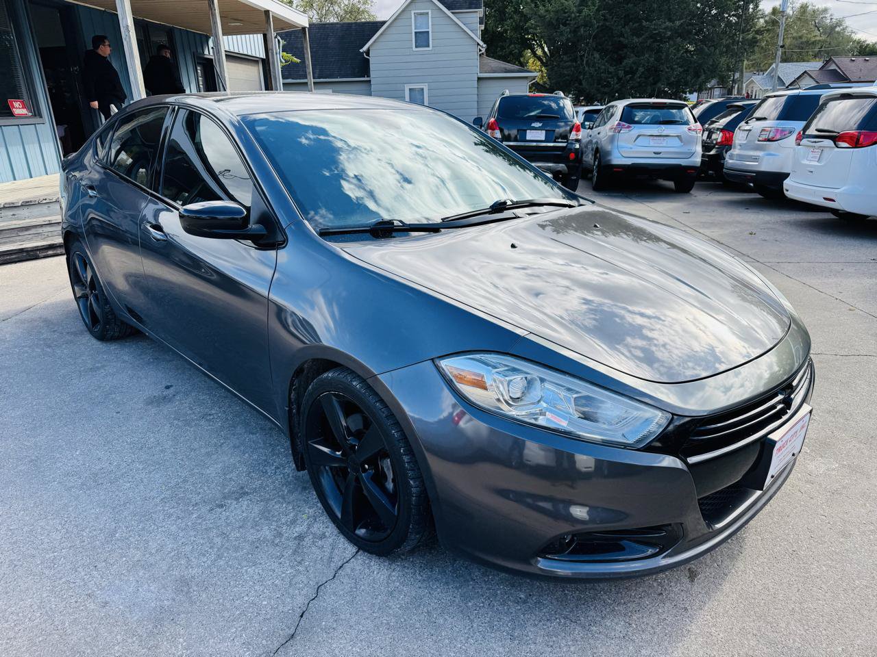 Used 2015 Dodge Dart SXT FWD image 1