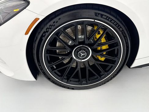 Used 2024 Mercedes-Benz AMG GT 63 image 28