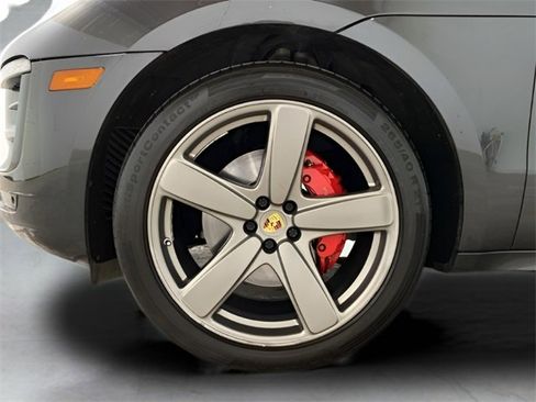 Used 2017 Porsche Macan GTS w/ Premium Package Plus image 17