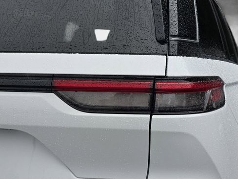 Used 2023 Jeep Grand Cherokee Summit image 39