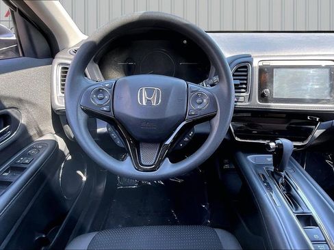 Used 2020 Honda HR-V EX image 8