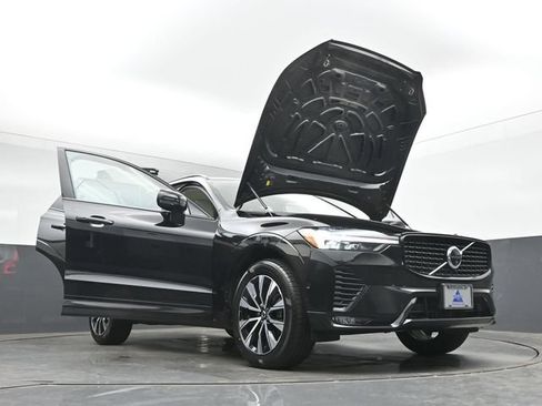 Used 2024 Volvo XC60 B5 Plus w/ Protection Package Premier AWD/4WD image 49