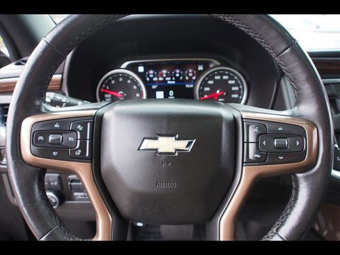 Used 2021 Chevrolet Suburban High Country image 30
