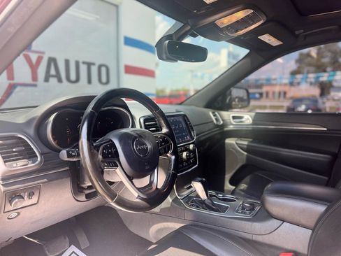 Used 2020 Jeep Grand Cherokee Limited image 35