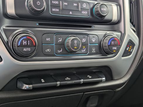 Used 2018 GMC Sierra 1500 SLE w/ SLE Value Package image 20