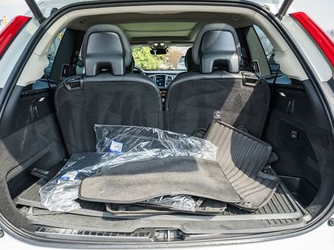 Used 2023 Volvo XC90 B6 Plus w/ Protection Package image 10