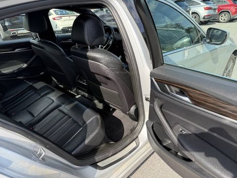 Used 2018 BMW 530i xDrive AWD/4WD image 12