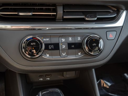 New 2026 Buick Envista Preferred image 14