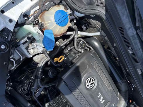 Used 2015 Volkswagen Jetta Sport image 32