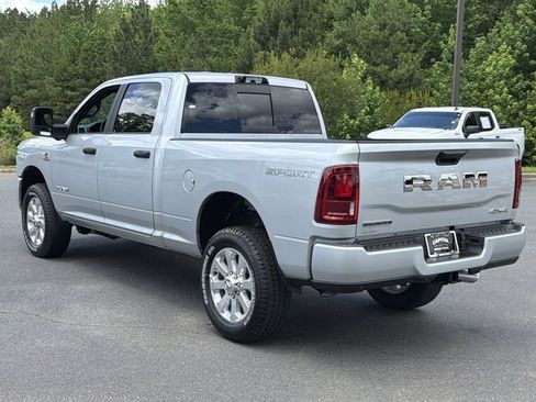 New 2026 RAM 2500 Big Horn AWD/4WD image 11