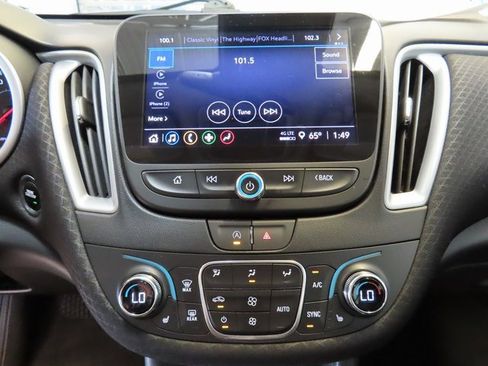 Used 2023 Chevrolet Malibu LT image 25