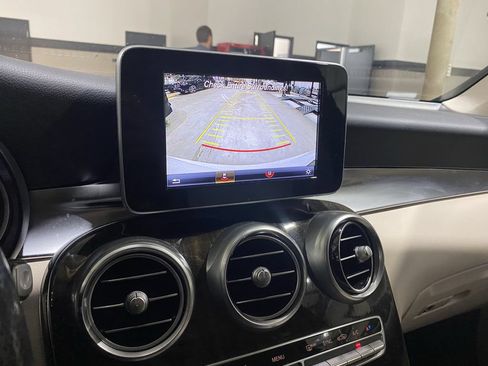 Used 2016 Mercedes-Benz GLC 300 image 6