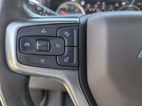 Used 2020 Chevrolet Silverado 1500 LTZ w/ LTZ Premium Package AWD/4WD image 15