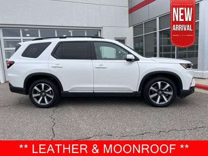 Used 2025 Honda Pilot Elite