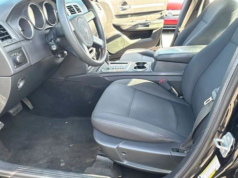 Used 2009 Dodge Charger SE RWD image 21