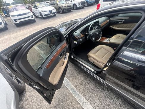 Used 2011 Mercedes-Benz E 350 Sedan image 29