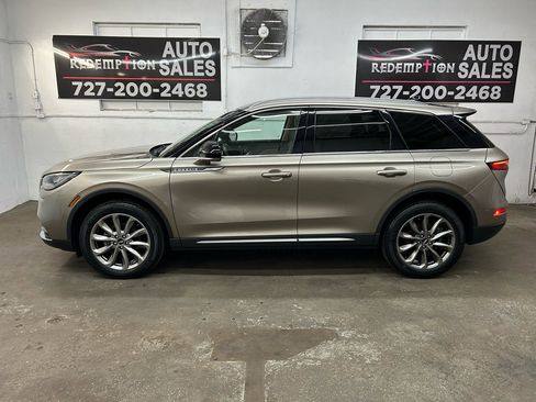 Used 2020 Lincoln Corsair FWD w/ Premium Package image 5