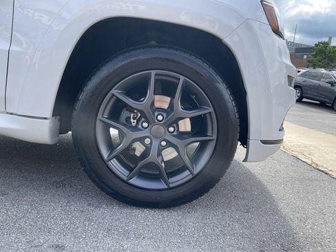 Used 2019 Jeep Grand Cherokee Limited X AWD/4WD image 11