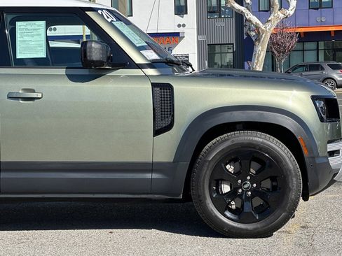 Used 2020 Land Rover Defender 110 HSE image 36