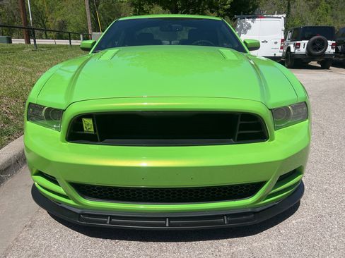 Used 2014 Ford Mustang GT Premium w/ Electronics Package RWD image 3