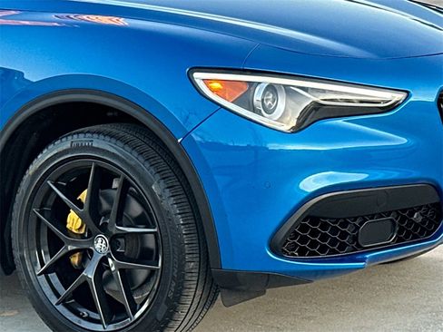 Used 2019 Alfa Romeo Stelvio Ti Sport w/ Quick Order Package 22S Sport image 6