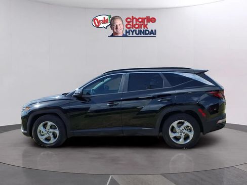 Used 2024 Hyundai Tucson SEL FWD image 2