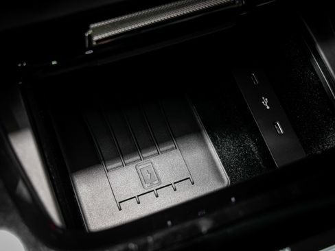 Used 2024 Porsche Cayenne w/ Premium Package Plus image 15