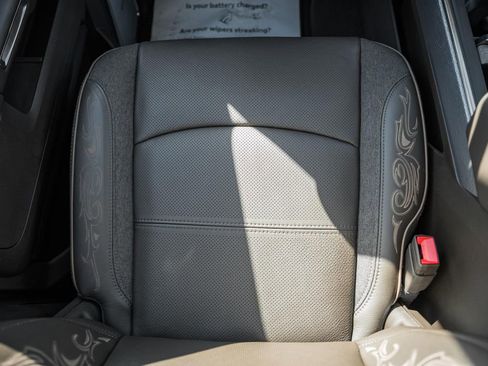 New 2026 RAM 3500 Longhorn image 38