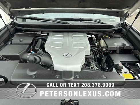 Used 2023 Lexus GX 460 Premium image 9