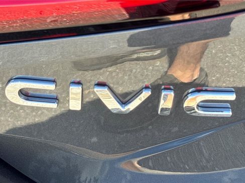 Used 2023 Honda Civic EX-L image 24