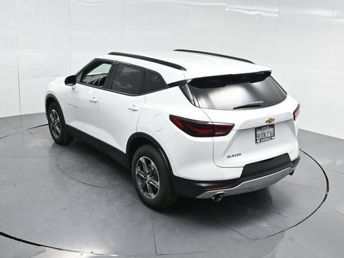 New 2025 Chevrolet Blazer LT w/ Convenience Package FWD image 63