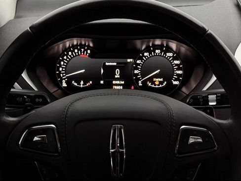 Used 2020 Lincoln MKZ Reserve w/ Luxury Package AWD/4WD image 26